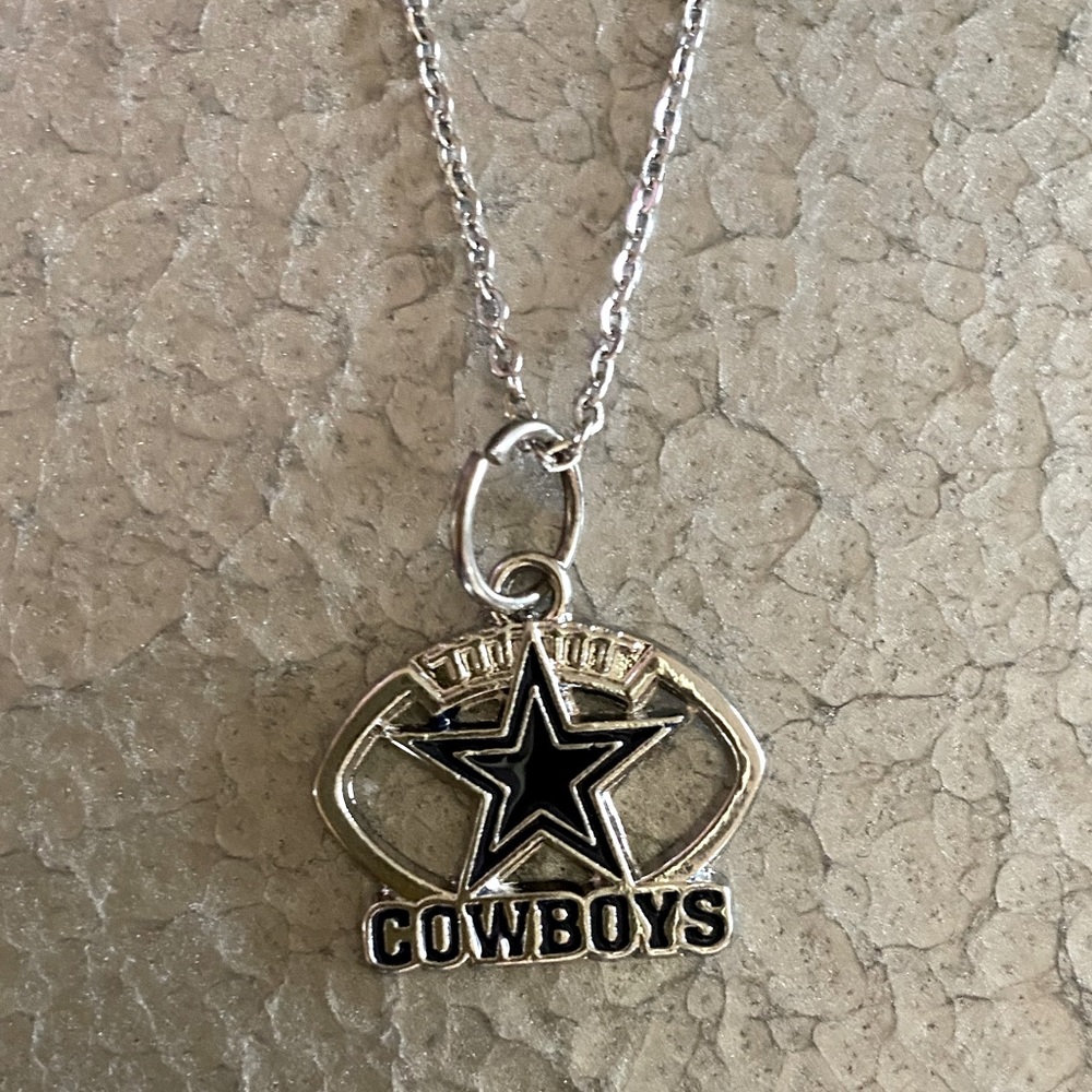 Dallas Cowboys necklace NEW